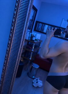 eddyxl - Acompañantes masculino in Beirut Photo 21 of 24