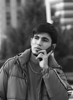 Edem - Male escort in İstanbul Photo 1 of 2