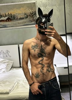Edgar - Male escort in Yerevan Photo 4 of 4