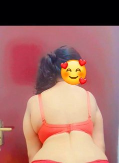 Edin - escort in Colombo Photo 2 of 5