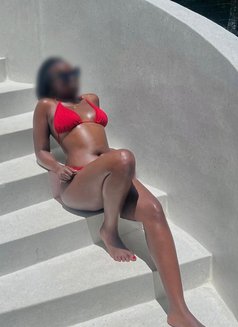 Cathy - escort in Kampala Photo 4 of 6