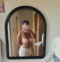 Edna Escort and Web - escort in Nairobi