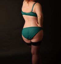 Edra Sage: Tantra Massage to You - masseuse in London