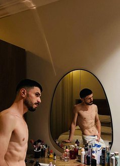 Eduart - Male escort in Riyadh Photo 2 of 11