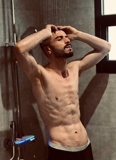 Eduart - Male escort in Riyadh Photo 8 of 11