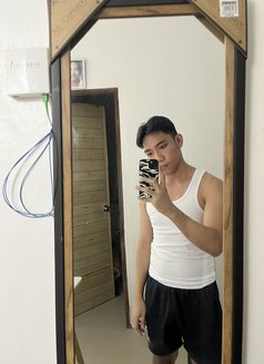 Edward - Male escort in Cebu City Photo 5 of 6