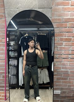 Edward - Male escort in Cebu City Photo 6 of 6