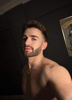 edwardxxl - Male escort in İstanbul Photo 24 of 24