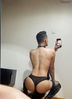 Toprak - Male escort in İstanbul Photo 9 of 12