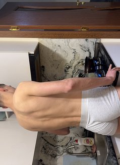 Egor - Male escort in Yerevan Photo 13 of 14