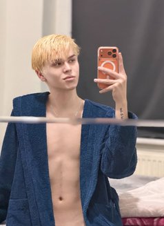 EGORRUSSİANBOY - Male escort in İstanbul Photo 5 of 8