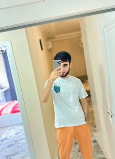 MERDAN - Male escort in İstanbul Photo 3 of 12