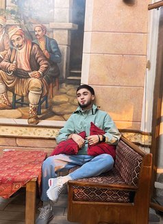 MERDAN - Male escort in İstanbul Photo 6 of 12
