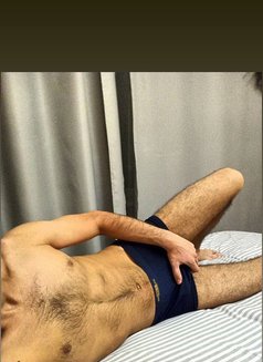 MERDAN - Male escort in İstanbul Photo 10 of 12