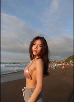 Ehmie Smith - Transsexual escort in Manila Photo 22 of 22