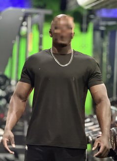 Ei Black Ronny Xxl Obama - Acompañantes masculino in Dubai Photo 1 of 2