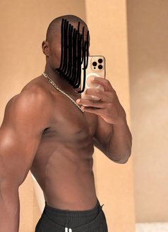 Ei Black Ronny Xxl Obama - Acompañantes masculino in Dubai Photo 2 of 2