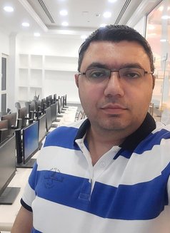 Eiad - Male escort in Dubai Photo 3 of 3