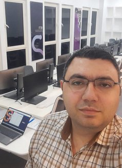 Eiad - Male escort in Dubai Photo 1 of 3