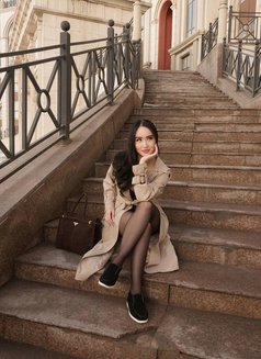 Eira - puta in Dubai Photo 2 of 10