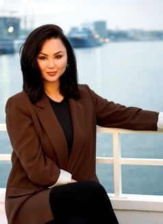 Eira - escort in Hong Kong Photo 7 of 7