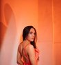 Eira Khan - Acompañantes transexual in Mumbai Photo 1 of 16