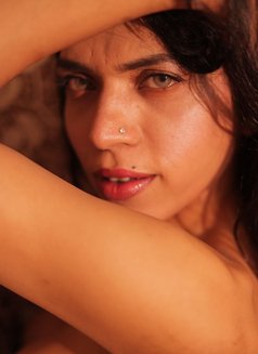 Eira Khan - Acompañantes transexual in Mumbai Photo 2 of 16