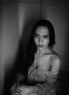 Eira Khan - Acompañantes transexual in Mumbai Photo 5 of 16