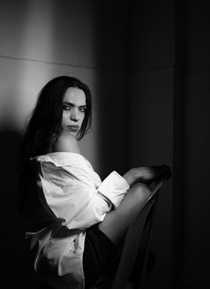Eira Khan - Acompañantes transexual in Mumbai Photo 7 of 16