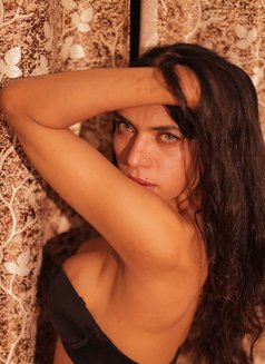 Eira Khan - Acompañantes transexual in Mumbai Photo 10 of 16