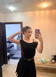 Eira - escort in Dubai Photo 1 of 7