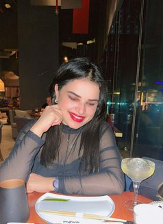 Eisha - escort in Dubai Photo 1 of 4