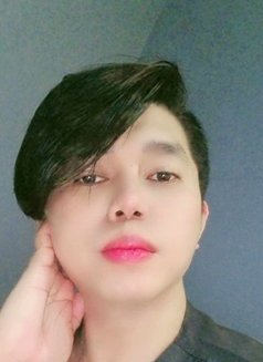 EJay - Male escort in Riyadh Photo 2 of 5