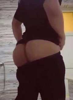 EJay - Male escort in Riyadh Photo 5 of 5