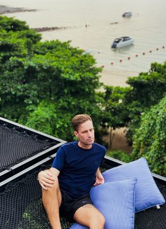 Ekkara woman/men and couple - Male escort in Bangkok Photo 5 of 6