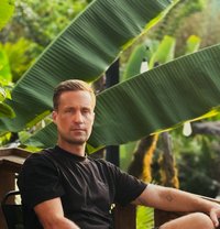 Ekkara woman/men and couple - Male escort in Bangkok