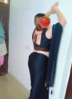 Ekta Cam & Real Meet - Male escort in Noida Photo 1 of 3