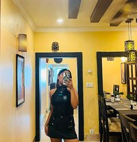 Ekta Gurung hand cash service available - escort in Kathmandu
