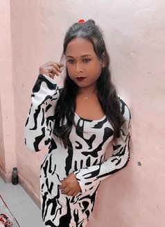 Ekta Mondol - Transsexual escort in New Delhi Photo 1 of 5