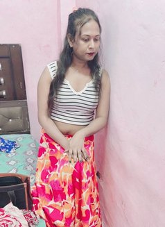 Ekta Mondol - Transsexual escort in New Delhi Photo 4 of 5