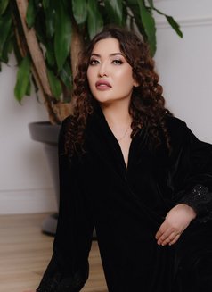 [ Ekta Sharma Rimming Bdsm and Full Sex - puta in Phuket Photo 3 of 4