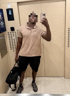 EL Blacko Ronny Xxl Obama - Male escort in Dubai Photo 4 of 4