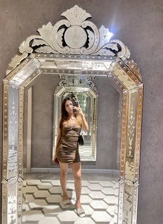 Elaine Content/Cumshow/Meet - Transsexual escort in Manila Photo 6 of 6