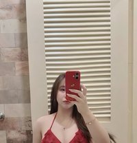 Elaine - escort in Tokyo