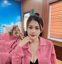 Elaly - escort in Al Manama