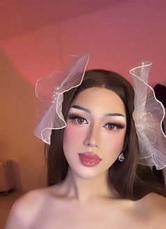 Elara GFE Camshow - Transsexual companion in Makati City Photo 2 of 7