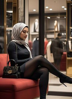 Elcin - escort in İstanbul Photo 6 of 8