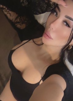 Eleanoura - escort in Al Manama Photo 5 of 6