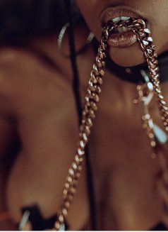 Electra - puta in Johannesburg Photo 7 of 7