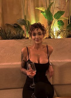 Eleda - escort in Jeddah Photo 1 of 4